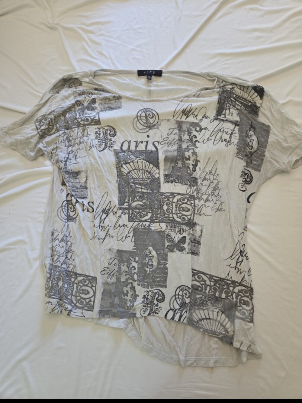 Bleu Women's XL Paris theme blouse #AR2